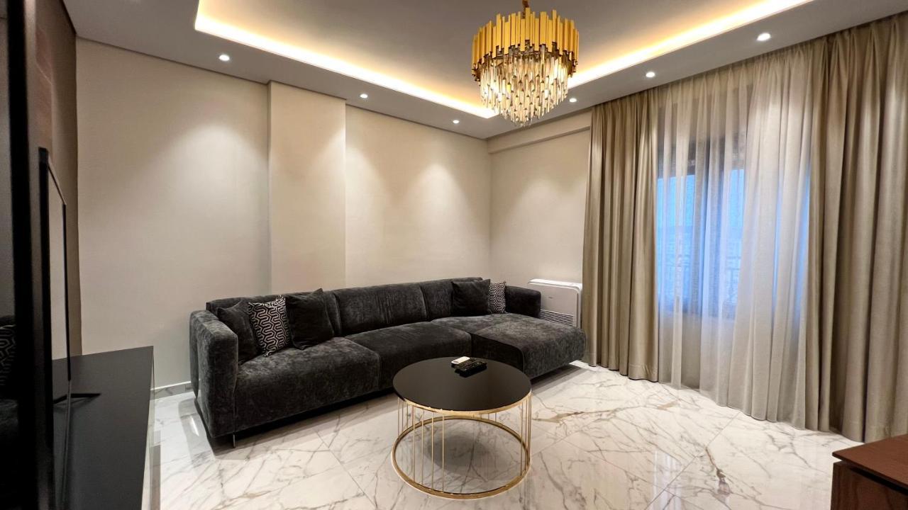 Zeus Tirana Suite Deluxe Εξωτερικό φωτογραφία