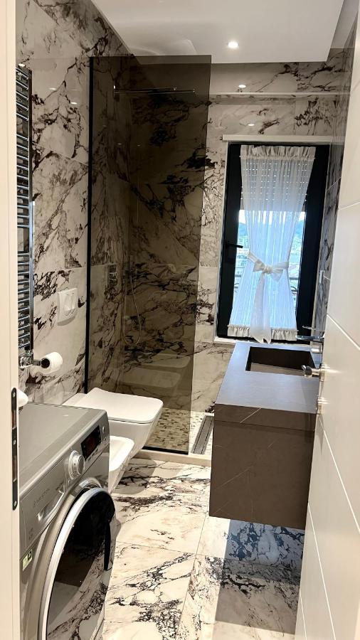 Zeus Tirana Suite Deluxe Εξωτερικό φωτογραφία