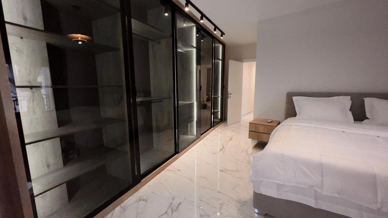 Zeus Tirana Suite Deluxe Εξωτερικό φωτογραφία